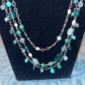 Beautiful sea foam and teal color Lia Sophia necklace EUC!! $24